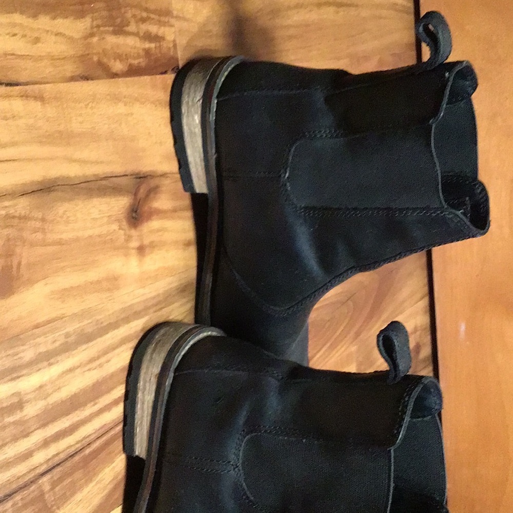 Kodiak black boots